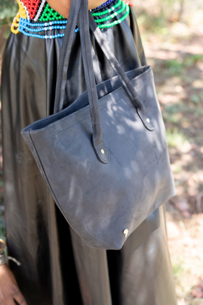 SIMI0669 Klapus Kudu Shoulder Tote bag